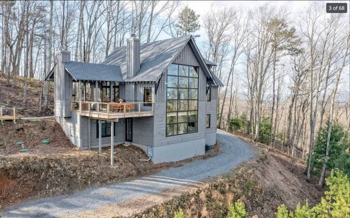 Luxury 5BR Cabin | Hot Tub & Mtn Views | Secluded #71