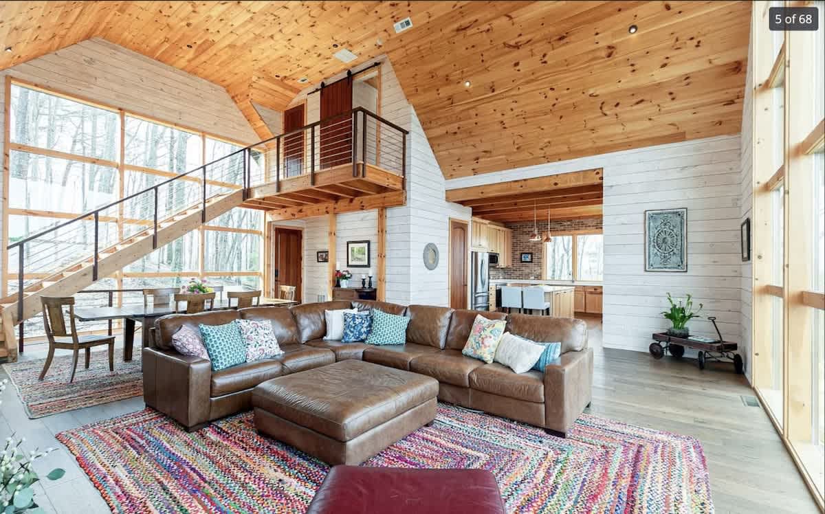 Luxury 5BR Cabin | Hot Tub & Mtn Views | Secluded #27
