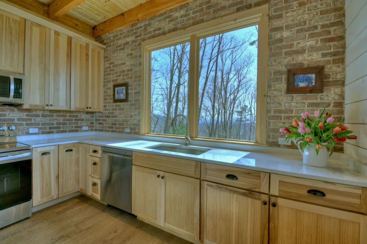Luxury 5BR Cabin | Hot Tub & Mtn Views | Secluded #38