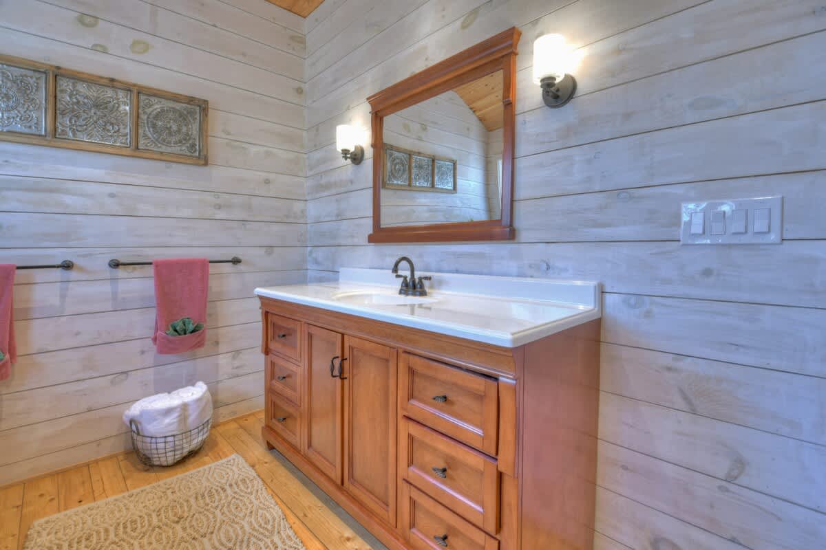 Luxury 5BR Cabin | Hot Tub & Mtn Views | Secluded #17