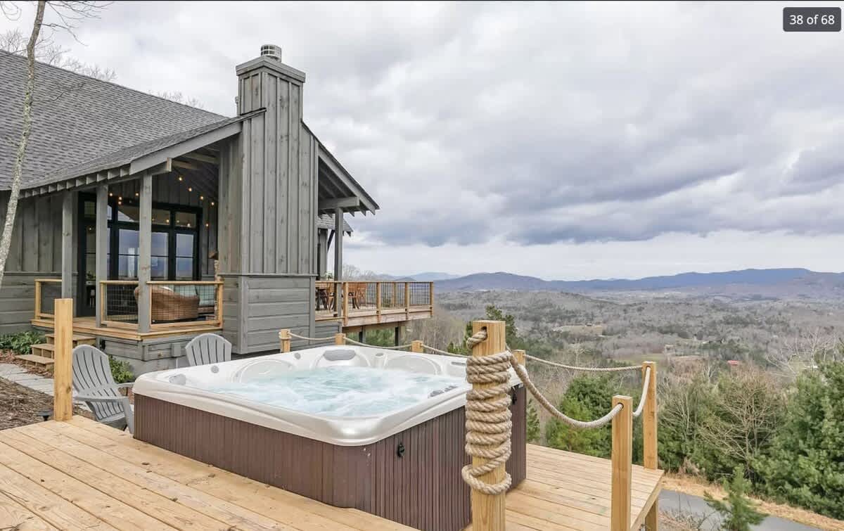 Luxury 5BR Cabin | Hot Tub & Mtn Views | Secluded #67