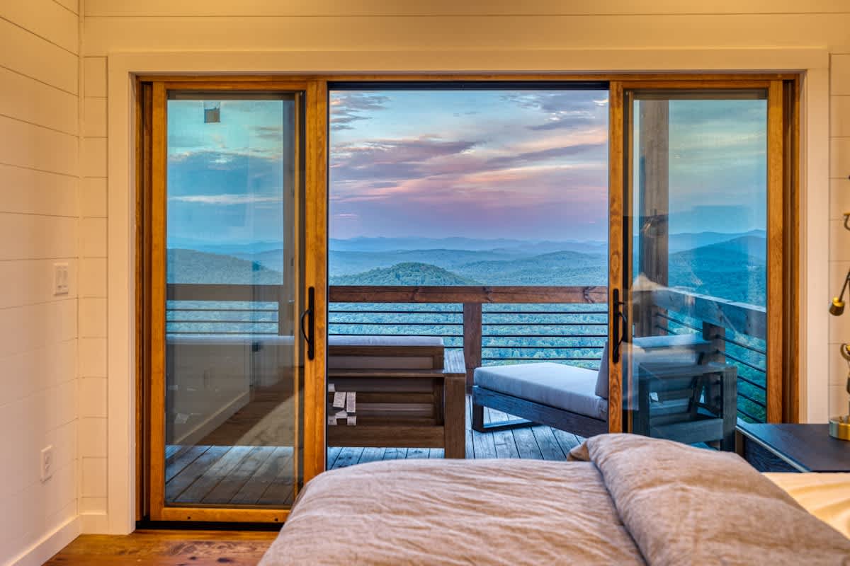 6 Bedroom Mountain Cabin w/ Hot Tub & Game Room #14