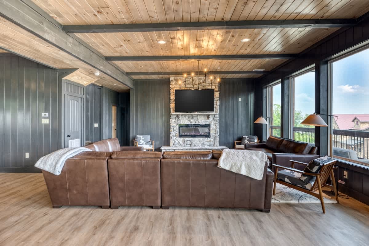 Luxury 20BR Mtn Estate | Indoor Pool & Hot Tub #54