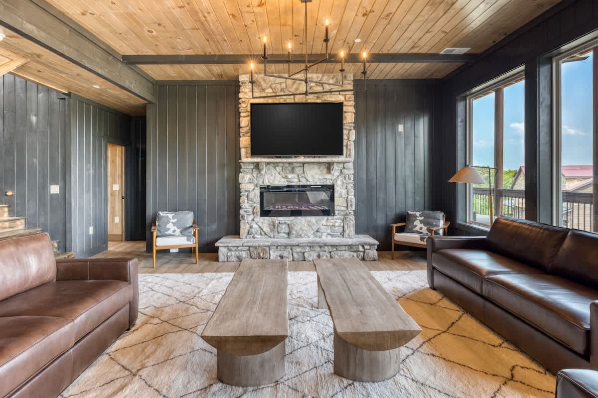 Luxury 20BR Mtn Estate | Indoor Pool & Hot Tub #26