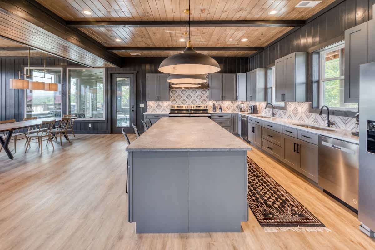 Luxury 20BR Mtn Estate | Indoor Pool & Hot Tub #13