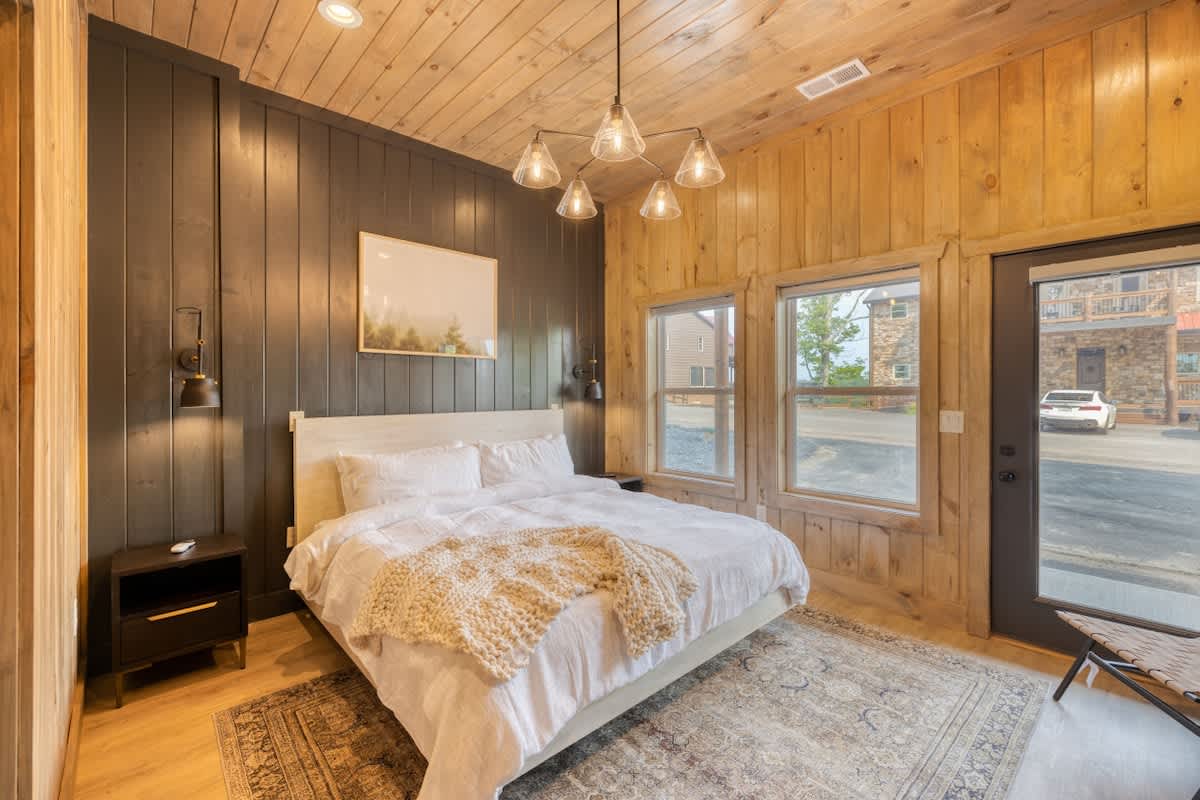 Luxury 20BR Mtn Estate | Indoor Pool & Hot Tub #30