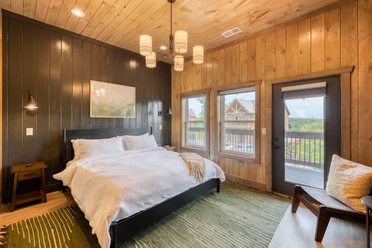 Luxury 20BR Mtn Estate | Indoor Pool & Hot Tub #45