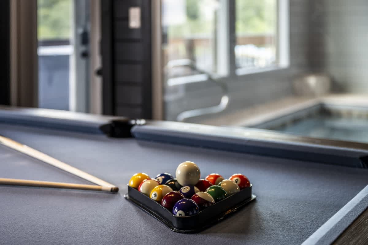 Lakefront Retreat w/ Pool, Hot Tub, Game Room #31