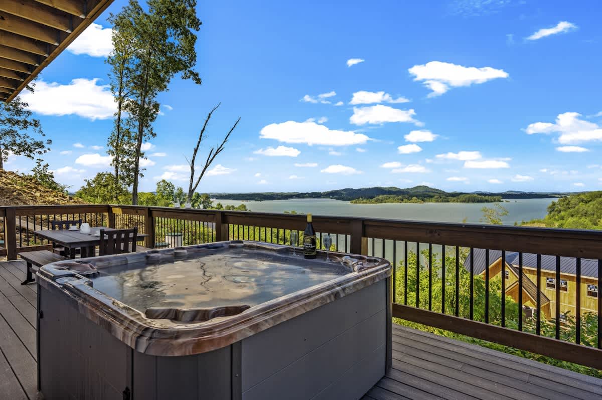 Lakefront Retreat w/ Pool, Hot Tub, Game Room #13