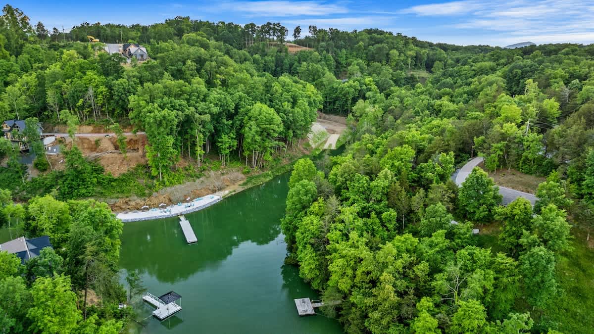 Lakefront Retreat w/ Pool, Hot Tub, Game Room #22