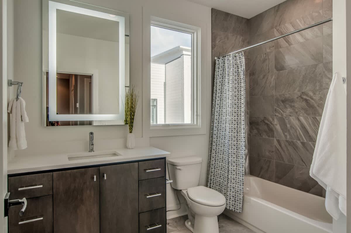 7BR Downtown Nashville • Gulch Rooftop Deck #18