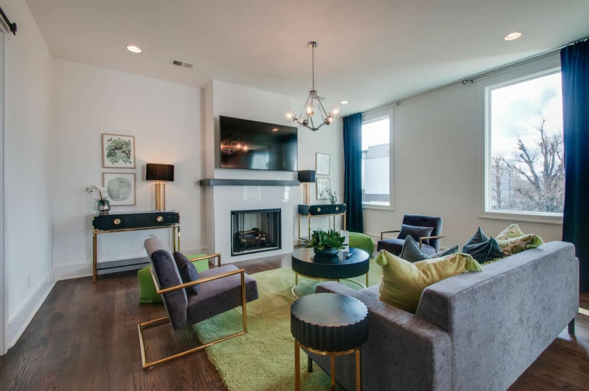 7BR Downtown Nashville • Gulch Rooftop Deck #19