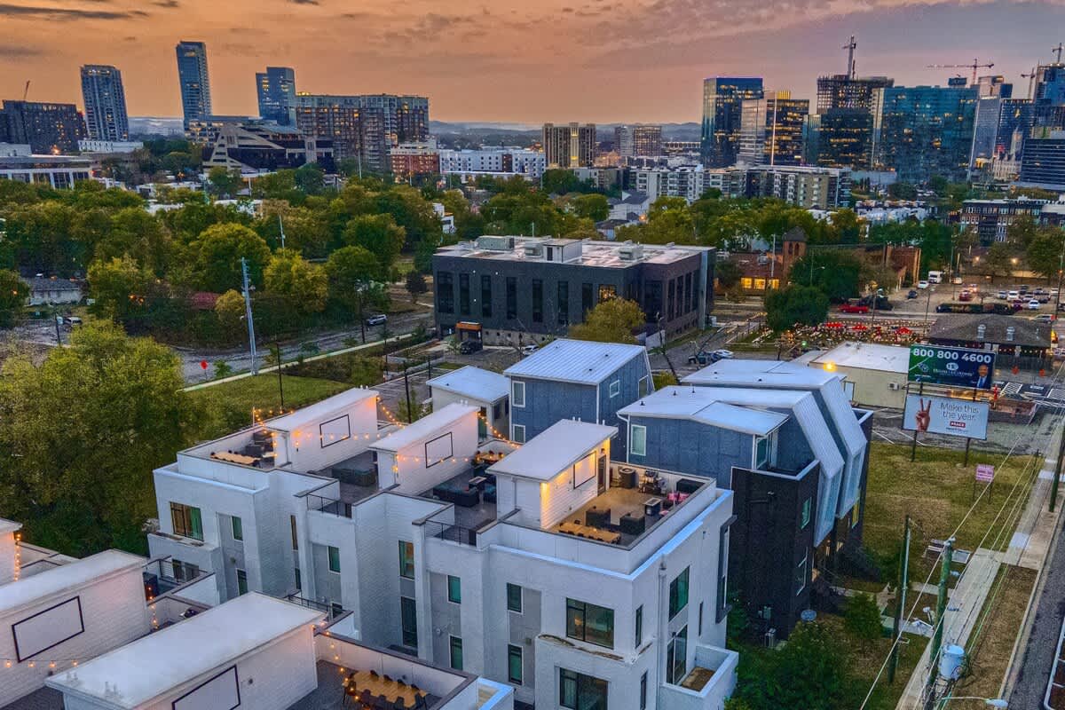 Luxury 3BR Condo | Gulch & Downtown Rooftop #26