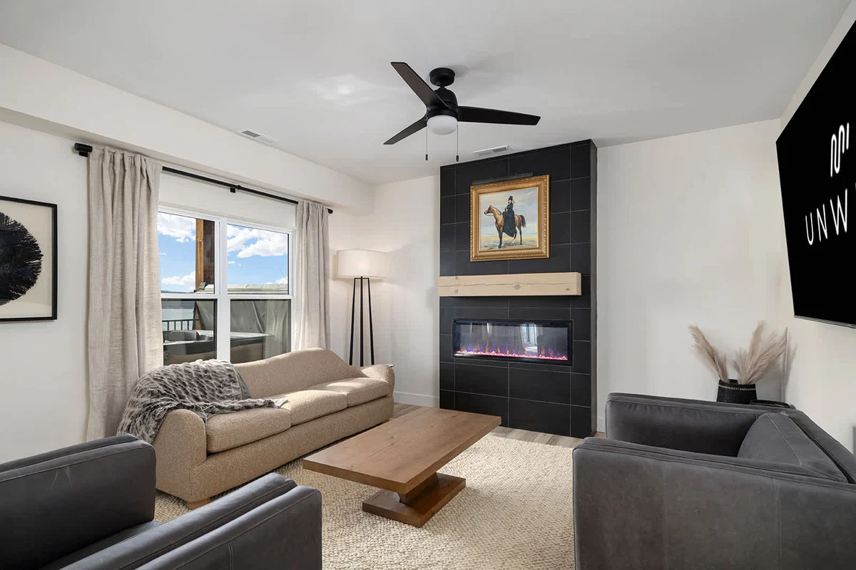 Lakefront Luxury 9BR Retreat—Pools & Hot Tub #12