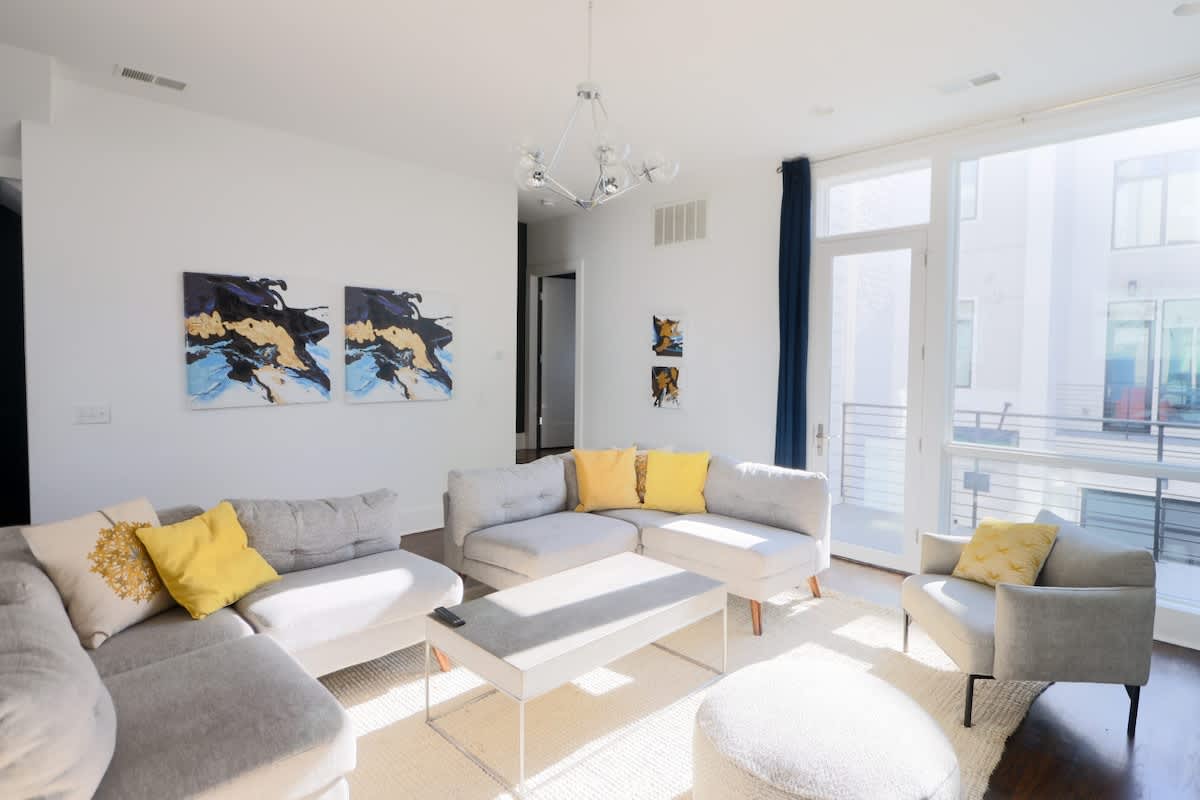 3BR Luxury Gulch Condo w/ Private Rooftop #2