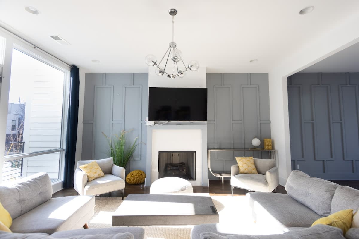 3BR Luxury Gulch Condo w/ Private Rooftop #9