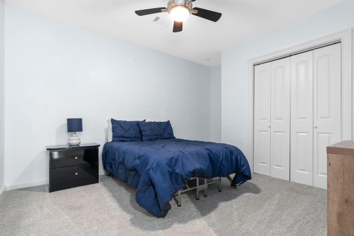 Bedroom 4 image 1