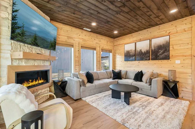 3BR Smokies Fairway | Hot Tub, Arcade & Rooftop #31