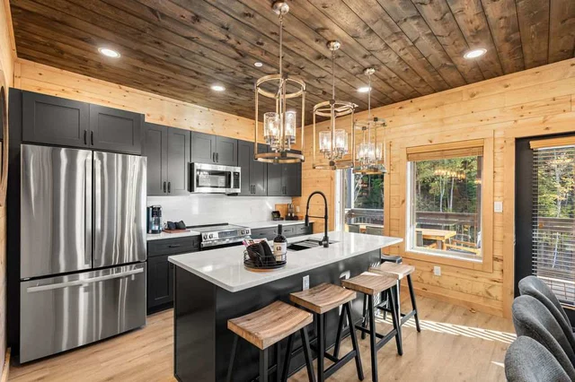 3BR Smokies Fairway | Hot Tub, Arcade & Rooftop #28