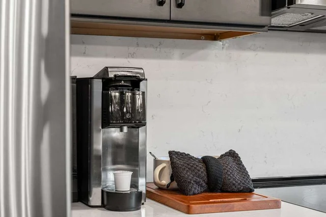 3BR Smokies Fairway | Hot Tub, Arcade & Rooftop #8