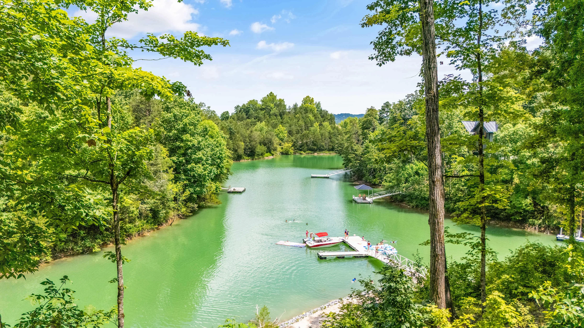 Hot Tub Lake View Family Getaway w/ Lake Access #34