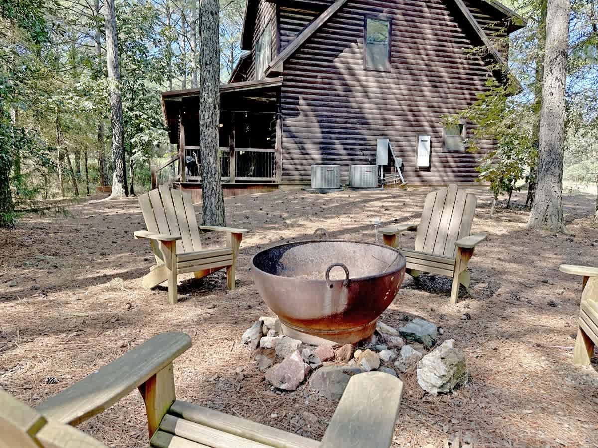 Property in Broken Bow property photo 3