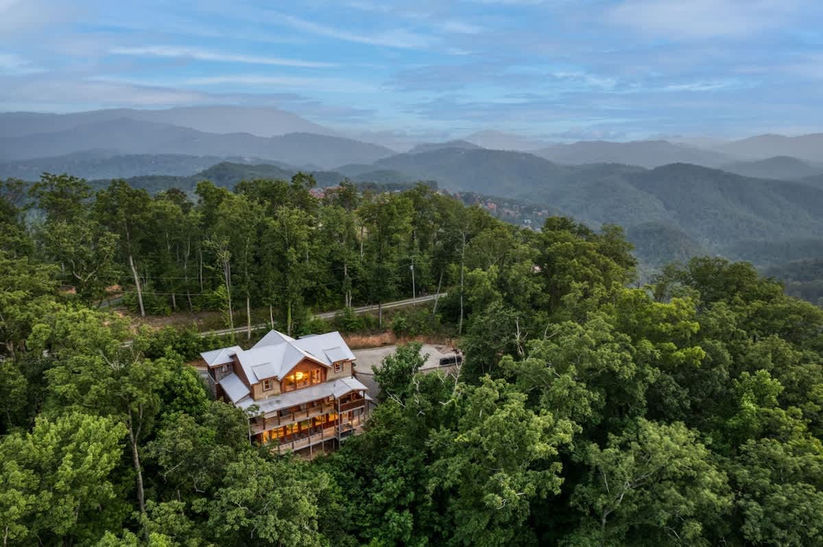 Property in Pigeon Forge property photo 5