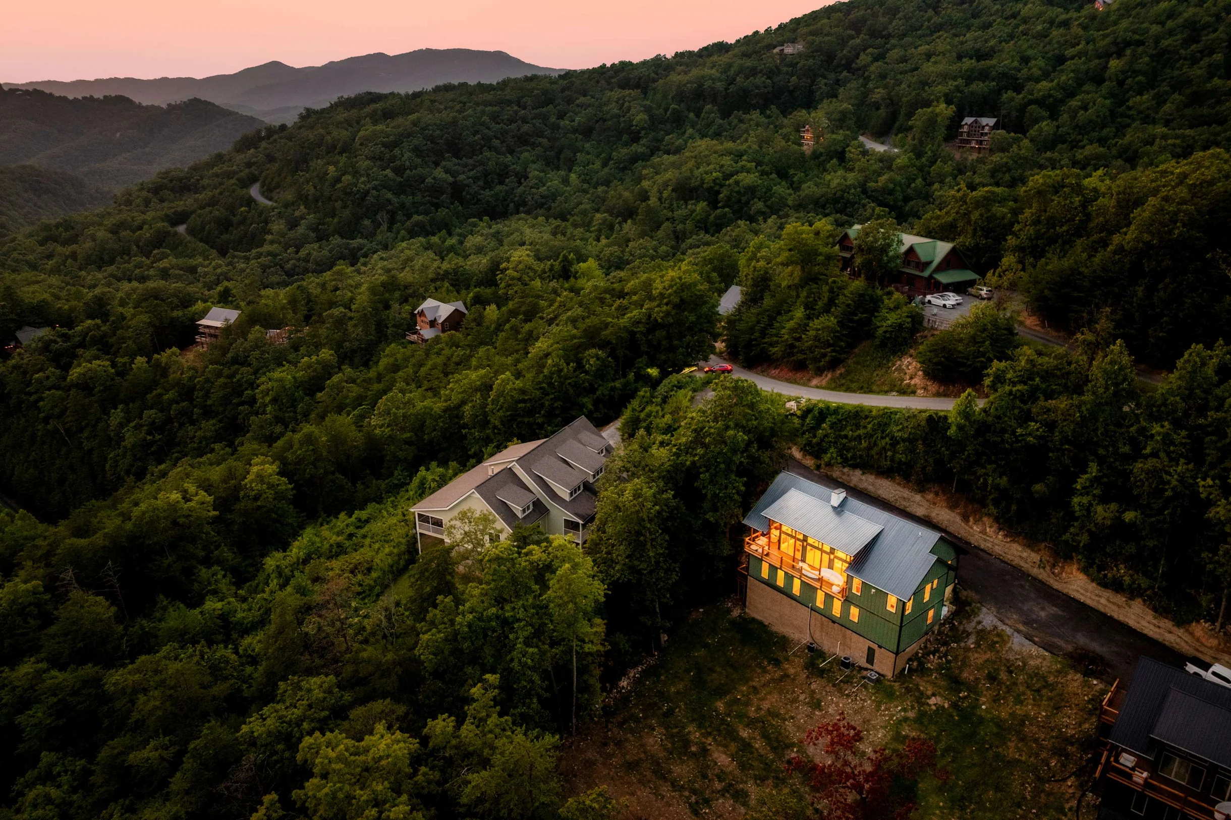 Luxe Home - Heated Pool, Hot Tub & Mountain Views! #106