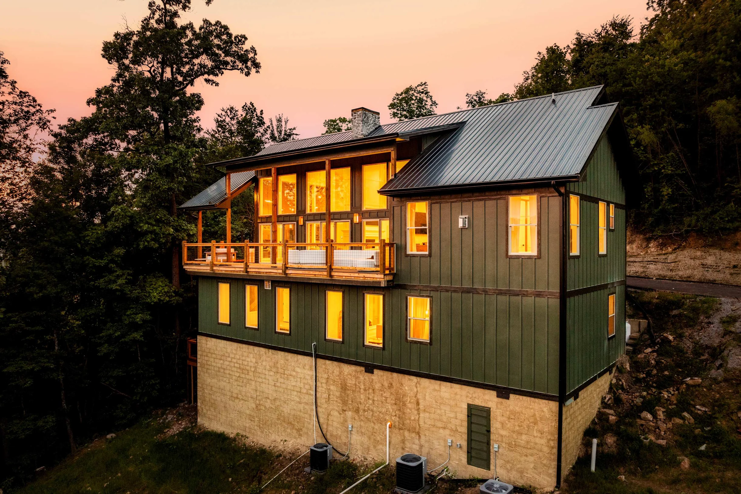 Luxe Home - Heated Pool, Hot Tub & Mountain Views! #101