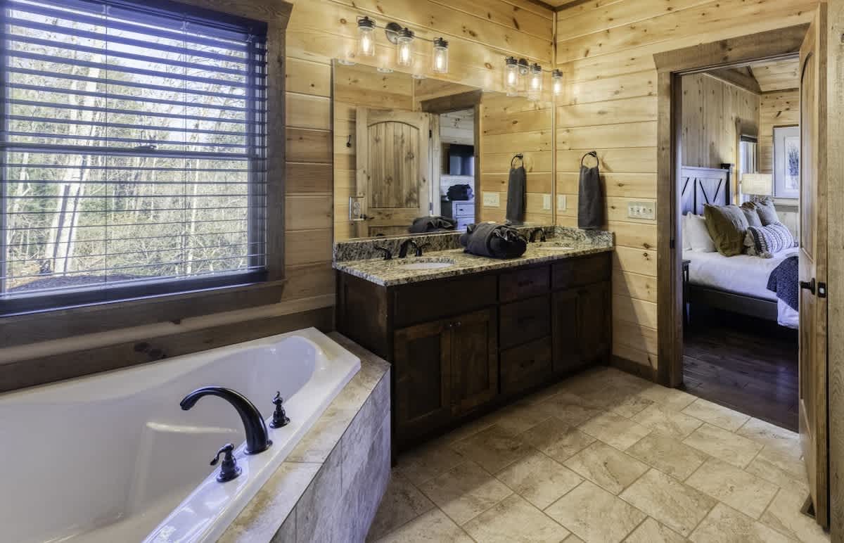 Blue Ridge Cabin | Views, Hot Tub & 2 Decks #19