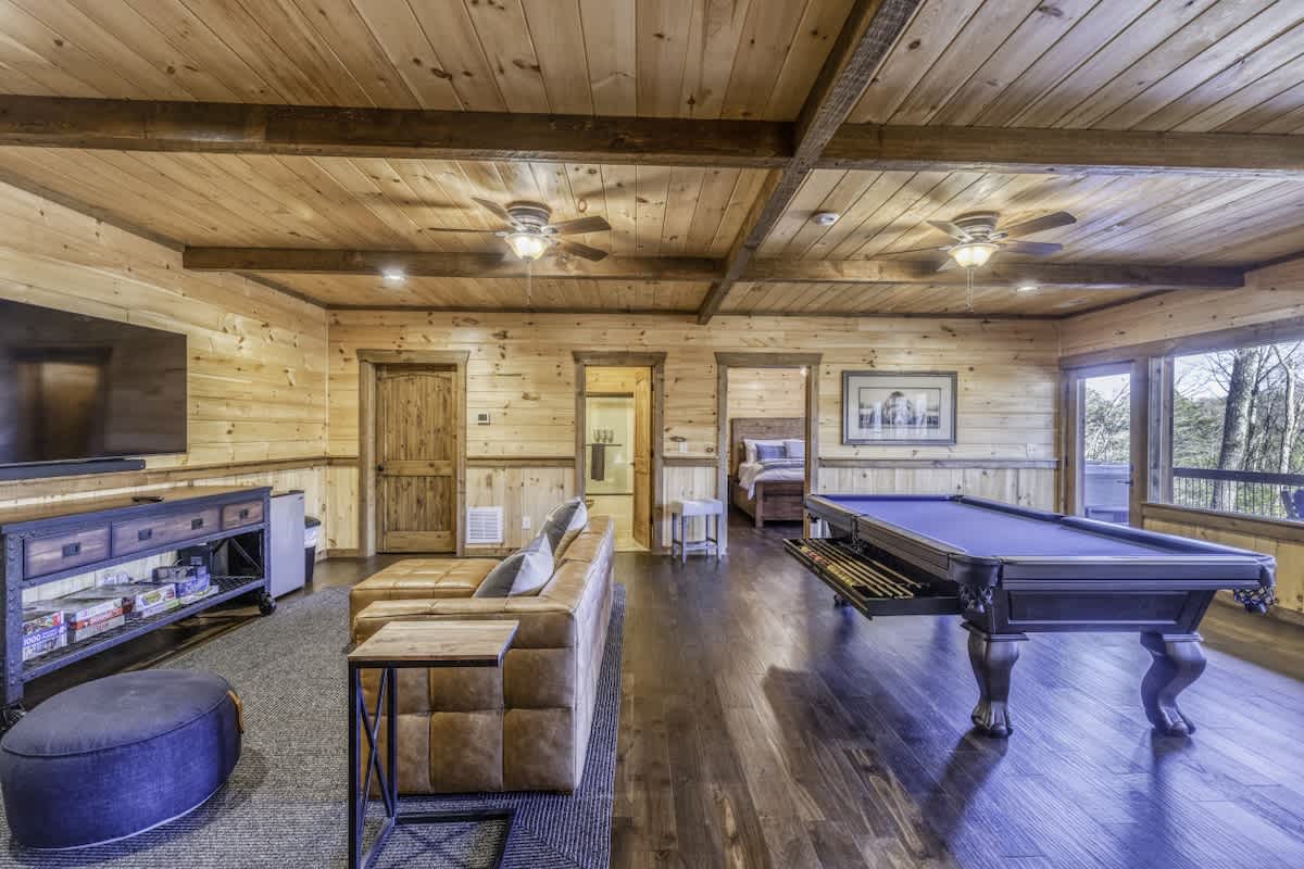 Blue Ridge Cabin | Views, Hot Tub & 2 Decks #34