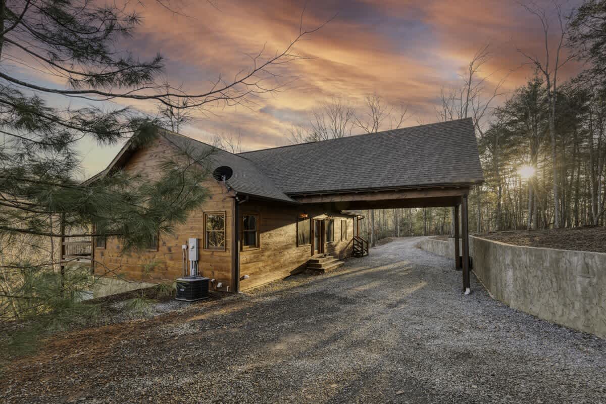 Blue Ridge Cabin | Views, Hot Tub & 2 Decks #41