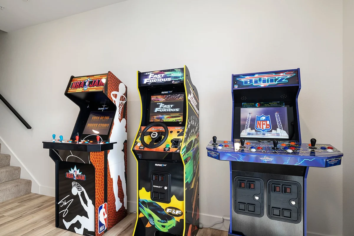 Home in Ridgedale property photo 3