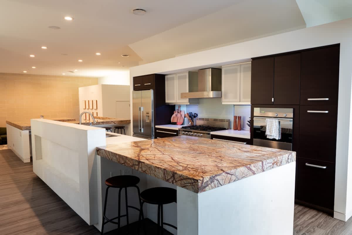 4BR Rice Village w/Rooftop Deck & BBQ, Sleeps 12 #33