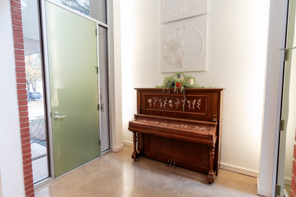 4BR Rice Village w/Rooftop Deck & BBQ, Sleeps 12 #24