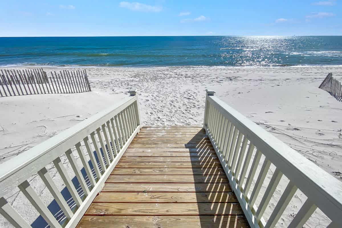 Home in Gulf Shores property photo 2