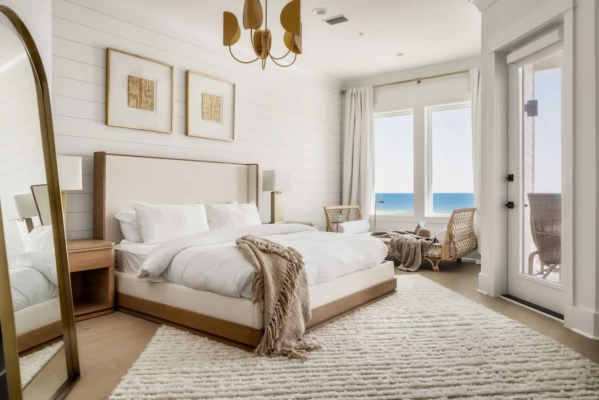 Beachfront Luxury w/ Pool & Elevator #38
