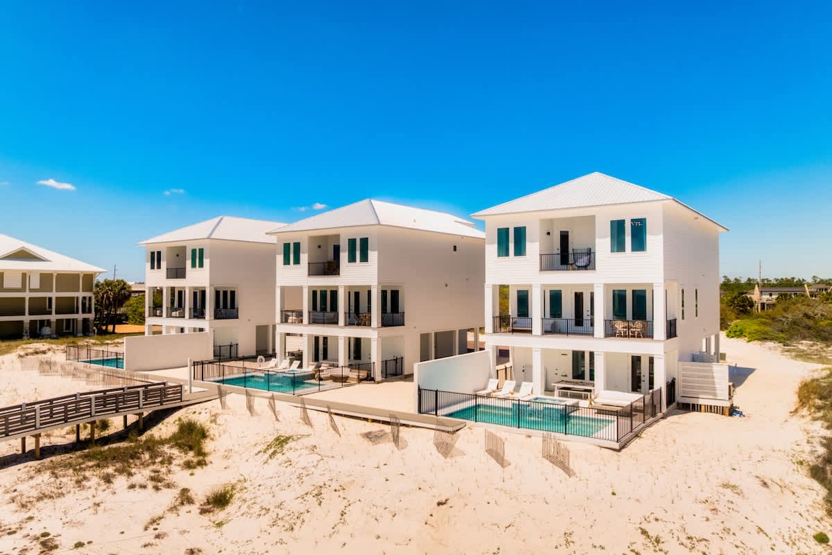 6BR Gulf-Front Luxury w/ Pool & Hot Tub #43