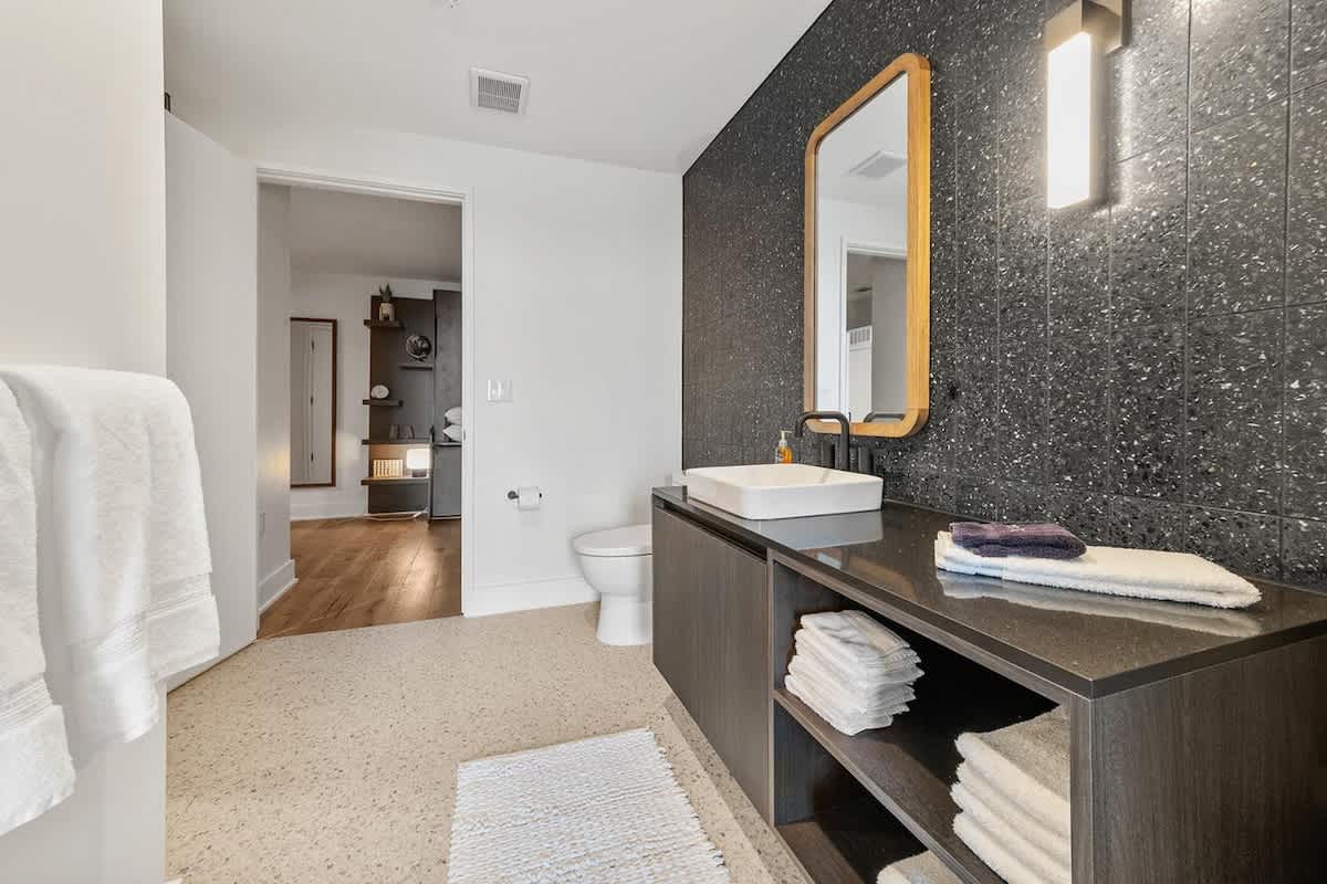 23rd-Flr Rainey Condo | Pool & Gym Views #31
