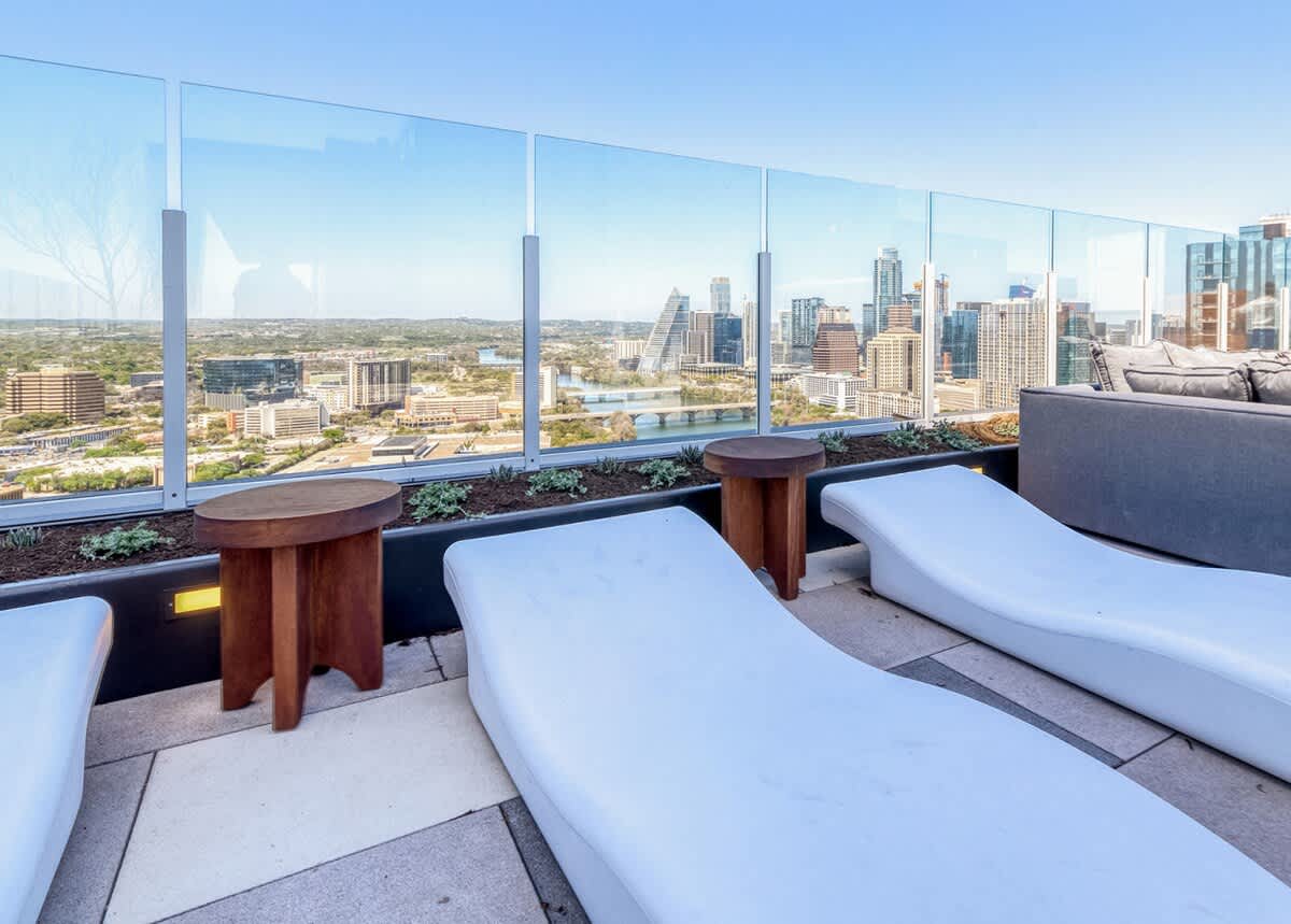 23rd-Flr Rainey Condo | Pool & Gym Views #28