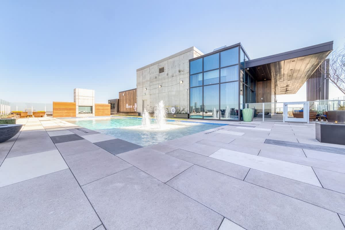 23rd-Flr Rainey Condo | Pool & Gym Views #5