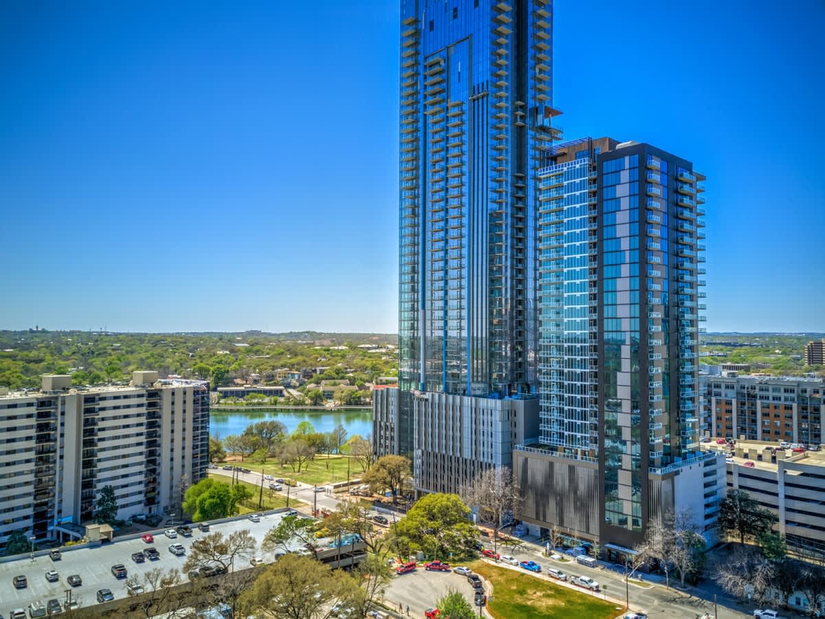 23rd-Flr Rainey Condo | Pool & Gym Views #20