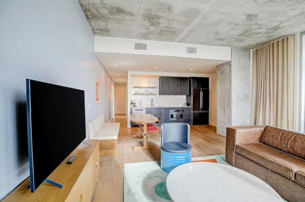 Condo in Austin property photo 4