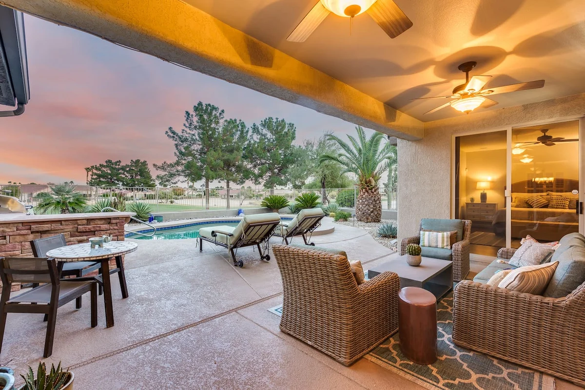 6 Palms at Sun City Grand - Pool and Spa property photo 5