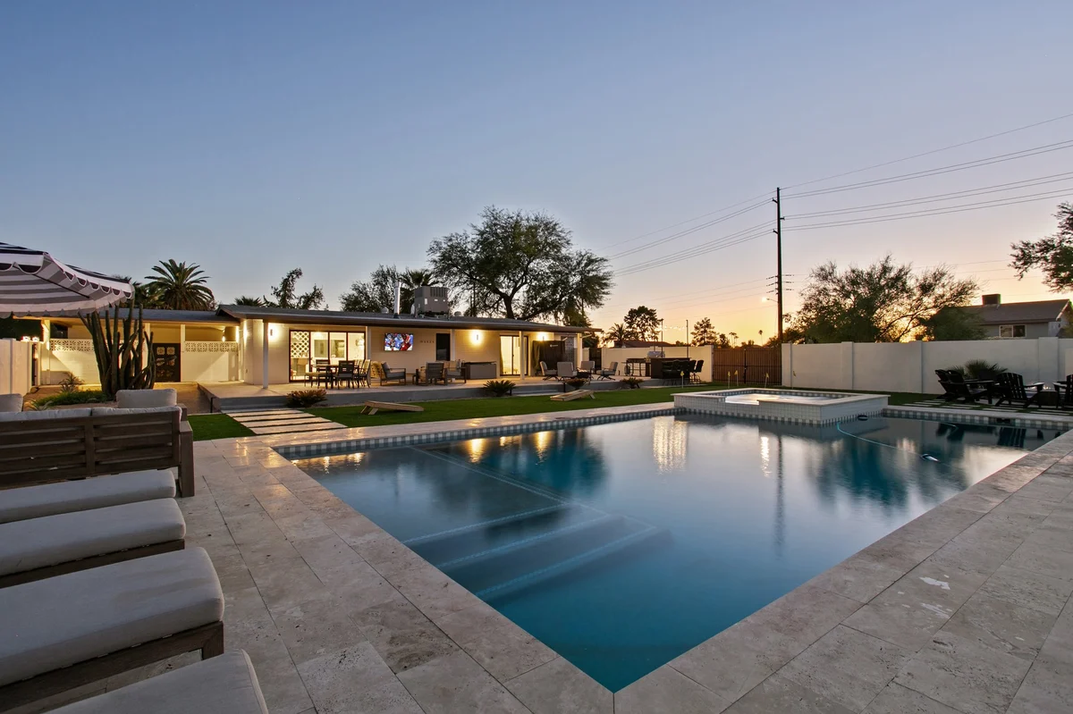 Home in Scottsdale property photo 4