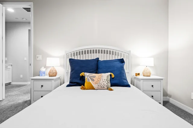 Bedroom 1 image 1