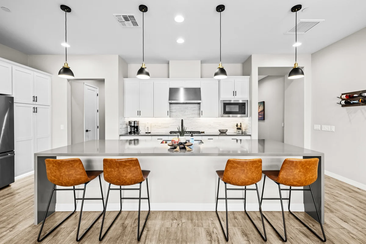 Home in Scottsdale property photo 3