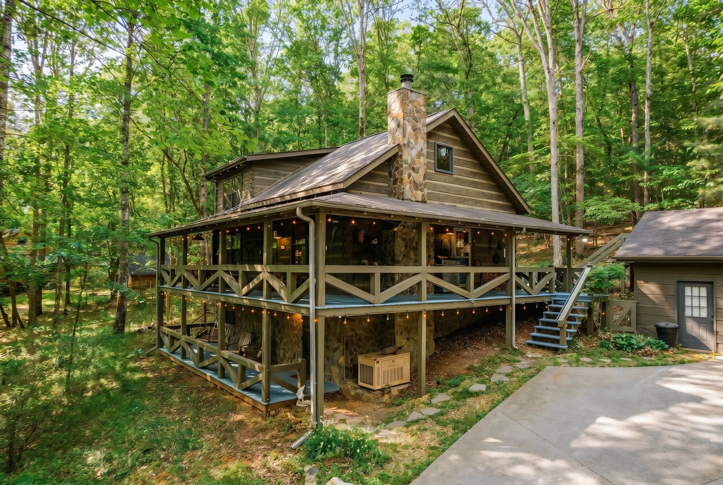 Creekside Cabin #148