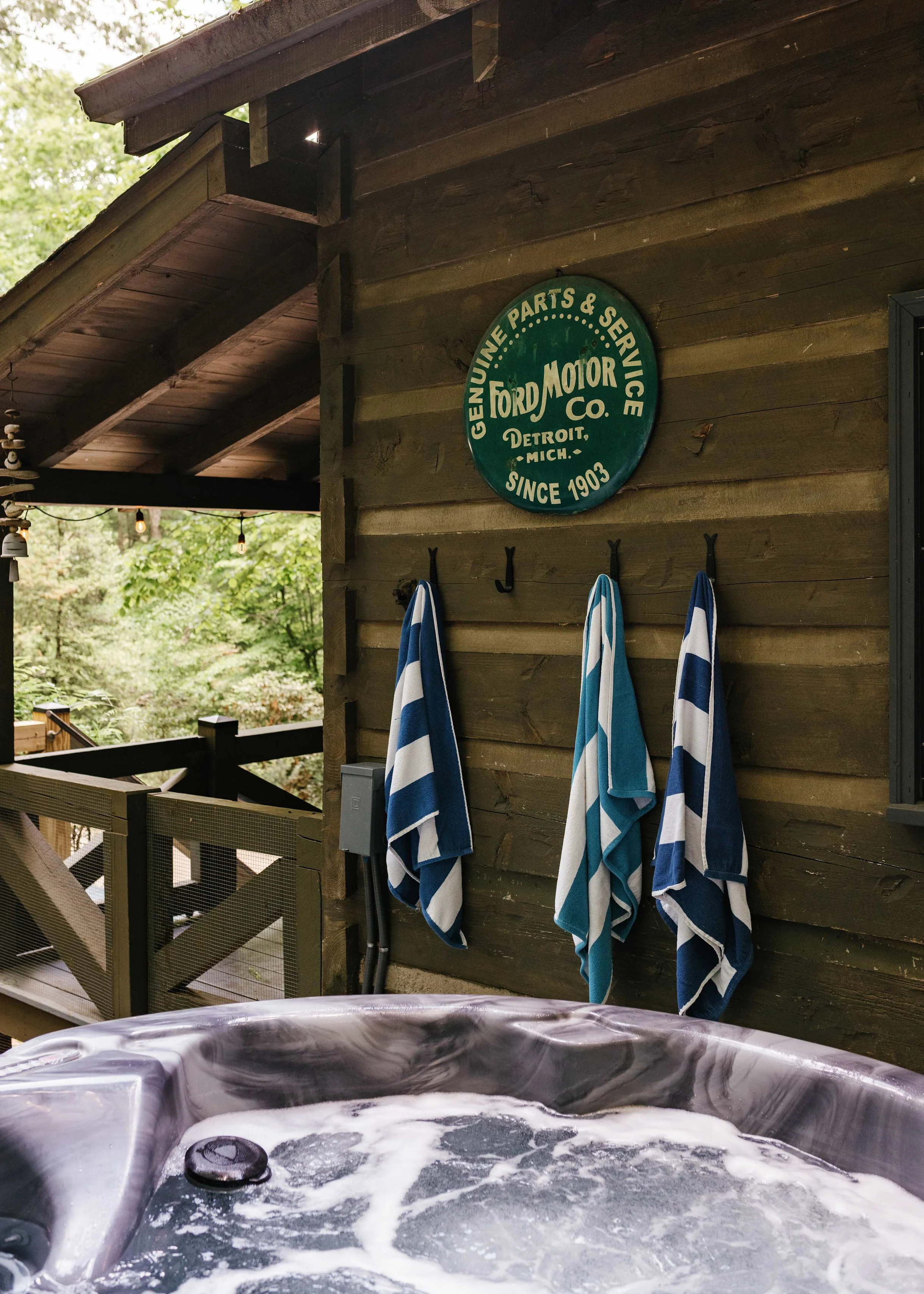 Creekside Cabin #151