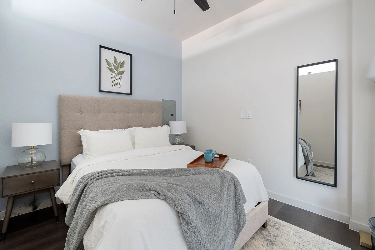 Apartment in Dallas property photo 2